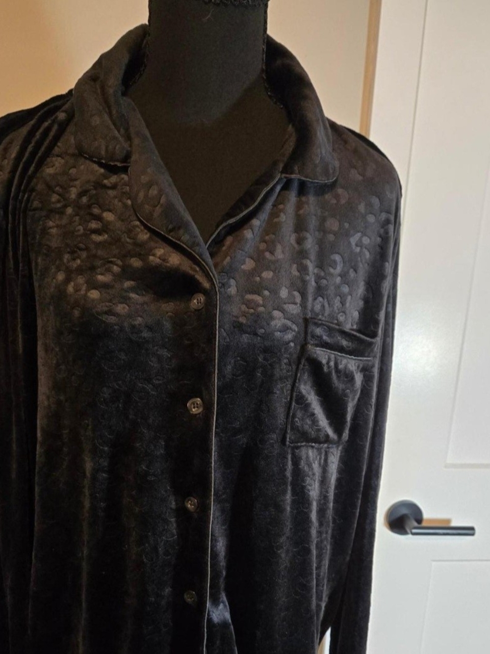 Classic Velvet Button-Up Pajama Shirt - Black